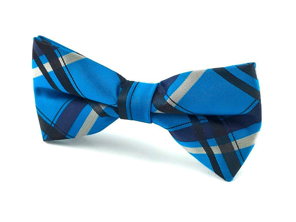 pre-tied bow ties