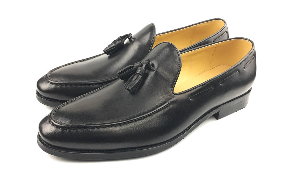 Tassel Loafer - Black