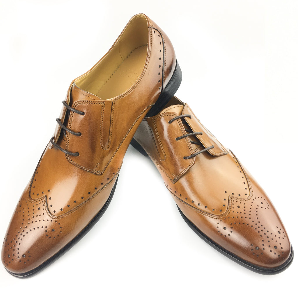 Brogue Wingtip Derby - Tan