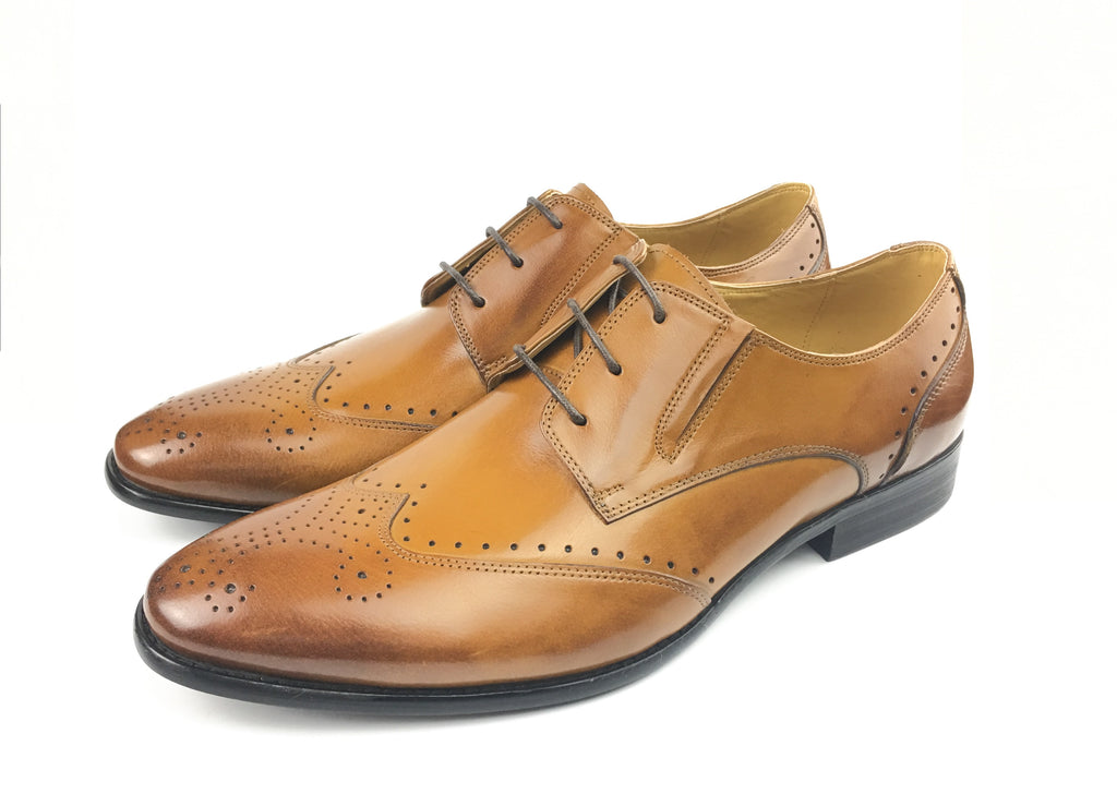 Brogue Wingtip Derby - Tan