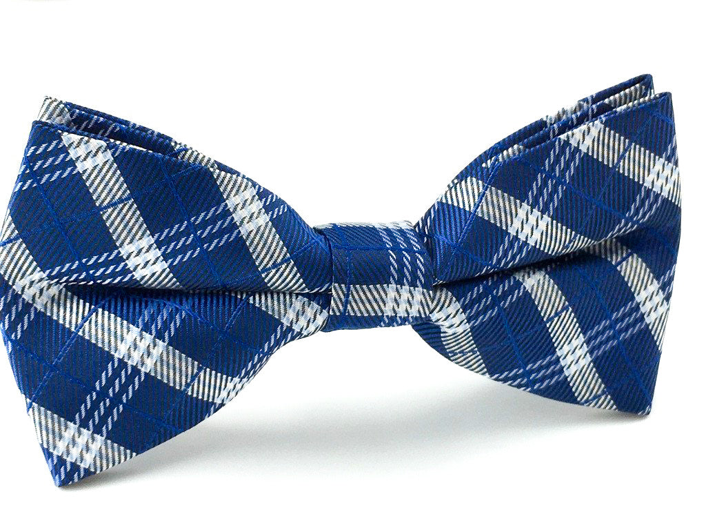 grooms blue bowties