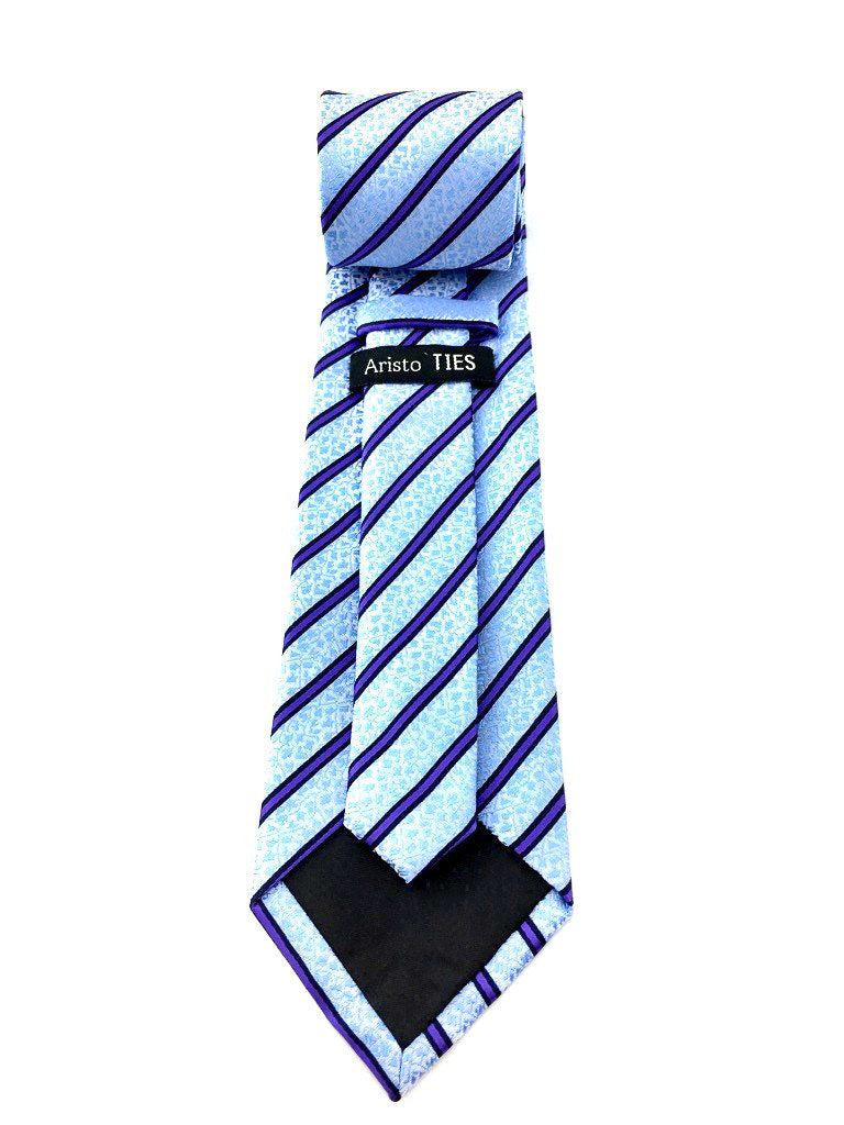 sky blue necktie